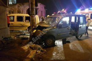 TÂRGOVIȘTE: Accident la intersecţia străzilor Pârvan Popescu şi Poet Grigore Alexandrescu