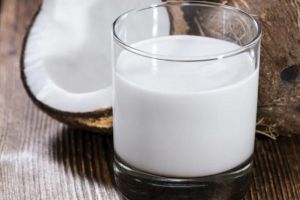 Laptele de cocos – aliment sau toxină?