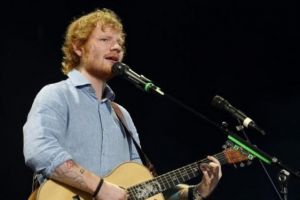 Ed Sheeran, surpriză pentru o fetiţă în timpul unui concert. Gestul său a fost lăudat de toată lumea