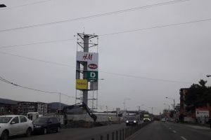 Magazinele din B1 Shopping Bistriţa, închise de câteva ore bune. Comercianţii, nemulţumiţi