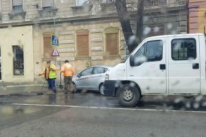 Gropile se astupa la foc automat pe ninsoare, la Timisoara