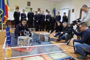 FOTO. Robotica se împacă bine cu Armata: Invenţia cu care elevii Colegiului Militar din Alba Iulia vor să ajungă în America