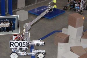 (GALERIE FOTO) NRG ROBOTIX, în finală la cel mai mare campionat de robotică din ţară. Elevii de la „Dragomir Hurmuzescu” Deva, pentru prima dată la FTC