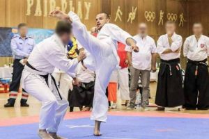 Barbatul care a declansat „scandalul politistului injunghiat”, prins si arestat. Marturia lui „Schelet” poate rasturna dosarul