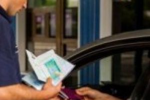 Tanara de 28 de ani din localitatea Lacu Sarat conducea un autoturism ca fiind radiat din circulatie