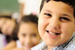 De ce apare pubertatea precoce la fetite si baieti si care sunt simptomele ei