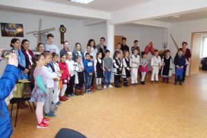 FOTO: Ziua internaţională a poeziei sărbătorită de elevii Liceului Teoretic Teiuş