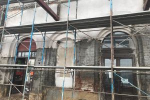 Lucrările la Gara Iţcani au intrat în sarabanda subcontractărilor între firme de ...