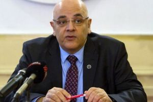Raed Arafat, împotriva “ţigărilor fără fum”, considerate “noi aparate ale morţii”