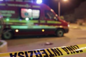 O VEDETĂ şi-a ÎNGROZIT vecinii dintr-un cartier REZIDENȚIAL. A ȚIPAT că se SINUCIDE în timp ce era DEZBRĂCATĂ