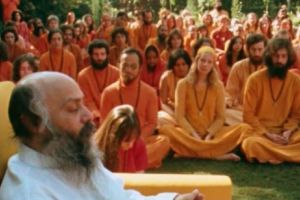 Bivolaru este „pistol cu apă” pe lângă NOUL GURU care A CAPTAT ATENŢIA LUMII. Sex, lux şi ATACURI BIOLOGIGE 