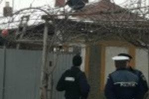 GALERIE FOTO: Incendiu in Chercea, pe Comuna din Paris