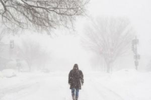 Meteorologii anunţă ger de CRAPĂ pietrele în România: Temperaturi incredibile şi ninsori viscolite în următoarele zile, în întreaga ţară