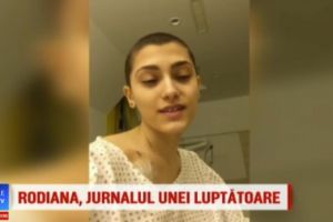 Povestea unei tinere de 17 ani, care luptă cu cancerul de pe patul de spital: „Numai cu ajutorul vostru pot sta aici”