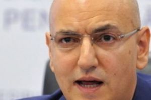 MESAJ DUR despre „PIRAMIDA MINCINOASĂ” construită de politicieni. „Am devenit o naţie bolnavă, scindată, obosită, furioasă, aflată în război cu...”
