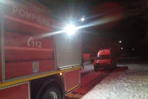 Incendiu violent in judetul Tulcea. Un barbat a murit dupa ce locuinta i-a fost cuprinsa de flacari. Politistii au deschis o ancheta (galerie foto) 