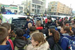 Ziua Poliţiei, sărbătorită la Brad, cu trei zile avans