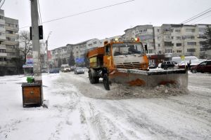Primăria îi roaga pe băcăuani sa evite deplasările cu autoturismele p[ersonale