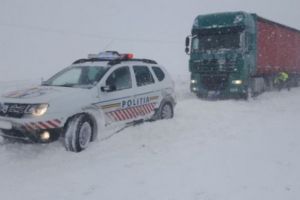 Situaţia traficului la ora 9.00. Circulaţie îngreunată pe Valea Prahovei, iar autostrada A2 a fost închisă