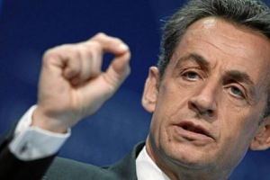 Sarkozy contraatacă. NU sunt PROBE, o să TRIUMFE ONOAREA SA. Este victima unor BANDE TICĂLOASE