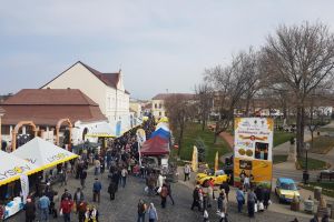 Blajul se transformă, în weekend, în Oraşul dulce! E „Sărbătoarea Mierii” 2018. PROGRAMUL manifestării