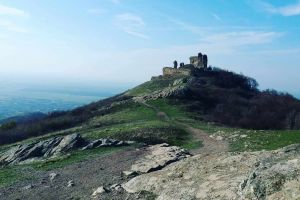 Consiliul Judeţean Arad caută proiectanţi pentru Cetăţile Şoimoş şi Şiria