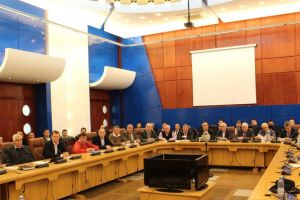 Parlamentarii judeţului, convocaţi la o întâlnire cu primarii. Care este motivul