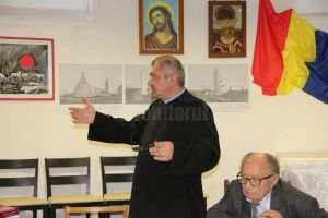 Lansare de carte şi lansarea proiectului Turnul Unirii, la Biserica „Naşterea Maicii ...