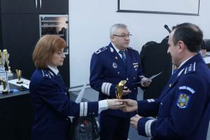 Poliţiştii băcăuani sunt în sărbătoare