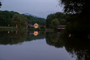 Muzele din cadrul CNM Astra sting lumina de Ziua Pământului