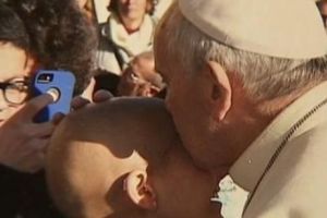 Papa Francisc: ”Nu vă temeţi de TATUAJE”