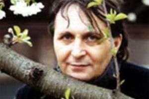 Un fost cântăreţ, ajuns primar, judecat într-un dosar de corupţie