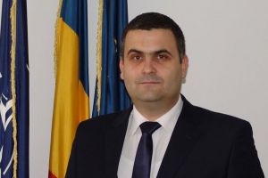 Senatorul Gabriel Leş a semnat declaraţia de susţinere a Coaliţiei pentru Familie