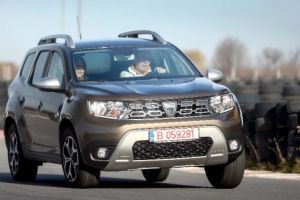 Peste 1.800 de Duster chemate în service