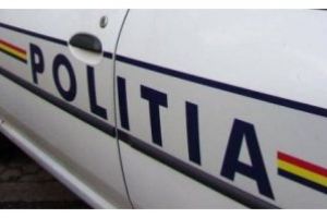 Minore din Brezoi şi Creţeni dispărute de acasă, identificate de poliţiştii vâlceni