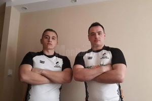 Humorenii Marius Ferariu şi Rareş Prelucă participă la Campionatul European din Polonia