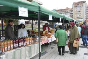 Târgul de primăvară al produselor tradiţionale locale la Miercurea Ciuc