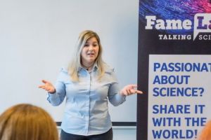 Mădălina Blaga (UMF Târgu-Mureş), în finala naţională a concursului „FameLab”