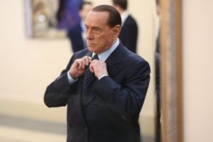 În sfârşit, au ajuns la un compromis! Cum şi-au împărţit Coaliţia lui Berlusconi şi Cinque Stele preşedinţia în Parlament
