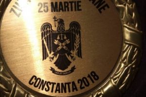 25 Martie. Ziua Politiei Romane. Fotografia care face cat mormane de arhive de la IPJ Constanta. Primul si actualul comandant impreuna