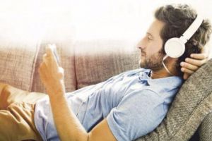 Căştile fără fir, tot mai populare