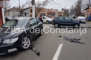Accident rutier in Constanta. La intersectia strazilor Cibinului cu Theodor Burada (foto+video)     