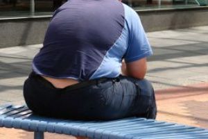 Obezitatea ar putea depasi fumatul ca principala cauza evitabila a cancerului 