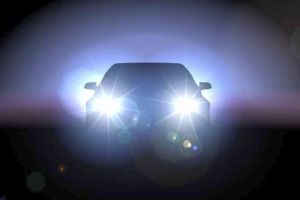 Ce înseamnă semnalele luminoase în trafic. Ca şofer trebuie să cunoşti acest limbaj codificat