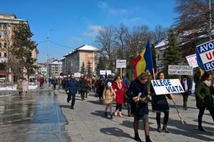 Doi medici, în fruntea „Marşului pentru viaţă”, din municipiul Suceava