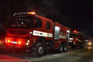 Doua case au ars, azi-noapte, in Ploiesti. De la ce a izbucnit incendiul