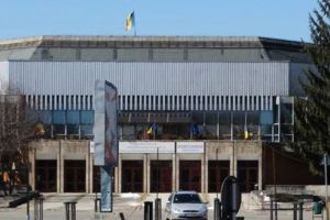 Sala Sporturilor îşi dispută în continuare numele