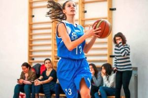Doliu in lumea sportului! O tanara baschetbalista diagnosticata cu cancer s-a stins din viata