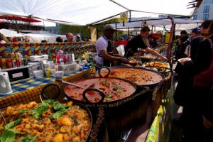 Street FOOD Festival, la Ploiesti, pe Bulevardul Castanilor. Vezi cand are loc