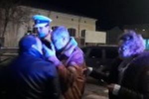 Video: O tanara din Braila s-a ales cu dosar penal pentru vatamare corporala din culpa / Asa zisa victima a refuzat internarea si ingrijirile medicale